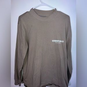Fear of god essential shirt size small men
